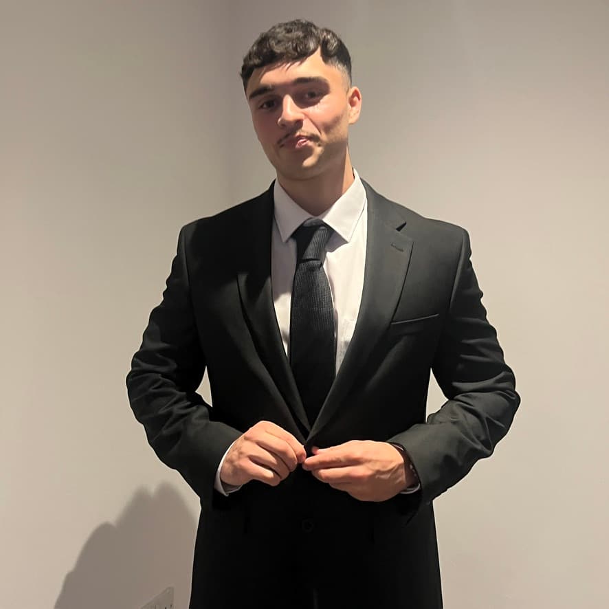 Arun McGoay — Piano teacher at Bournemouth Music School